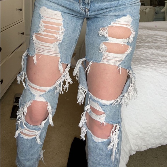 American Eagle Mom Jeans - Picture 3 of 3